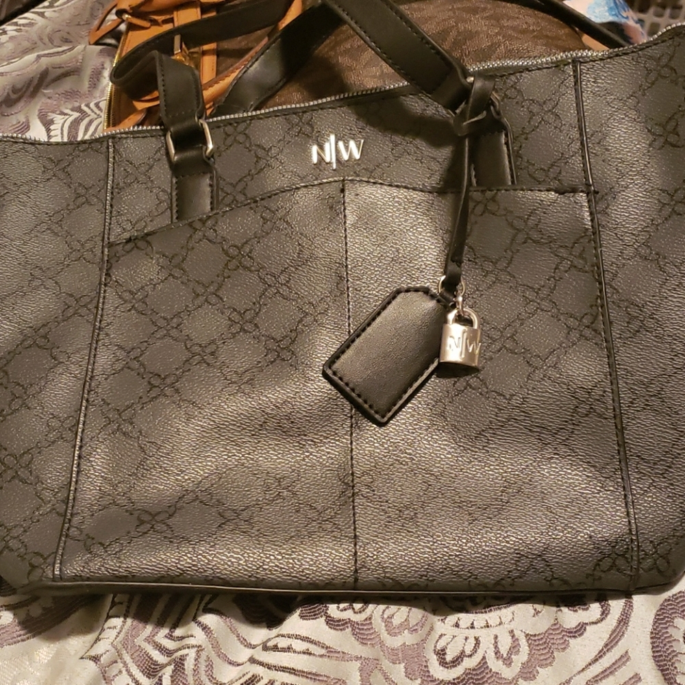 Nine west purse